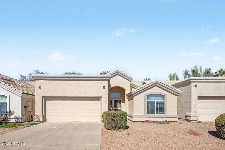 3326 N 42nd Street, Phoenix, AZ