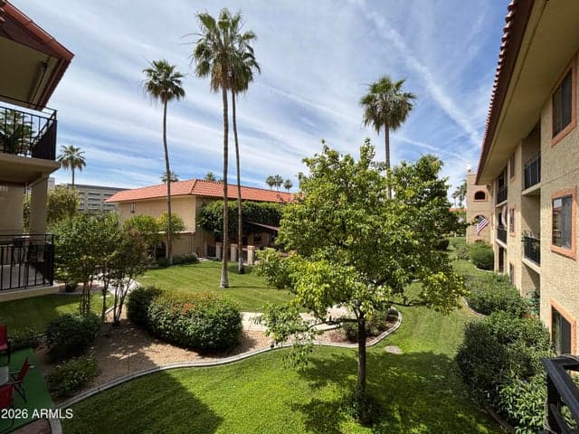 10330 W THUNDERBIRD Boulevard #C203, Sun City, AZ
