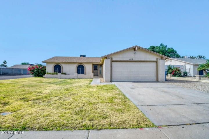 4815 W BLUEFIELD Avenue, Glendale, AZ