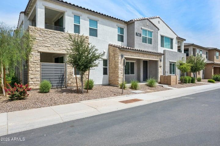 760 E Doral Avenue #101, Gilbert, AZ