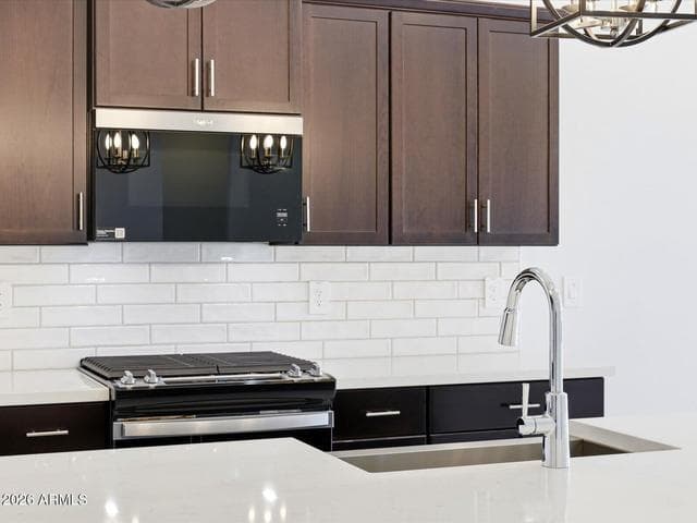 8425 W SARATOGA Way, Florence, AZ