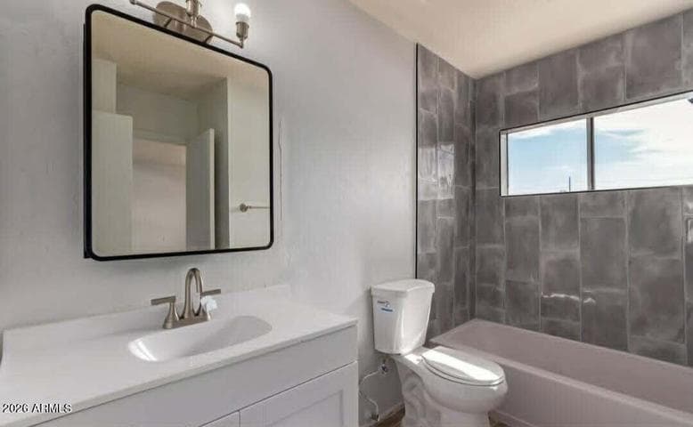 3605 W BETHANY HOME Road #2, Phoenix, AZ
