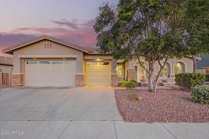 2813 W SOUSA Drive, Anthem, AZ