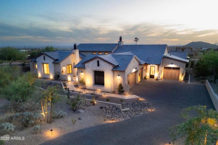 3506 N CRYSTAL PEAK Circle, Mesa, AZ