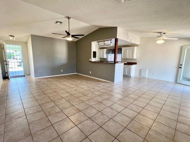 4427 N 102nd, Phoenix, AZ