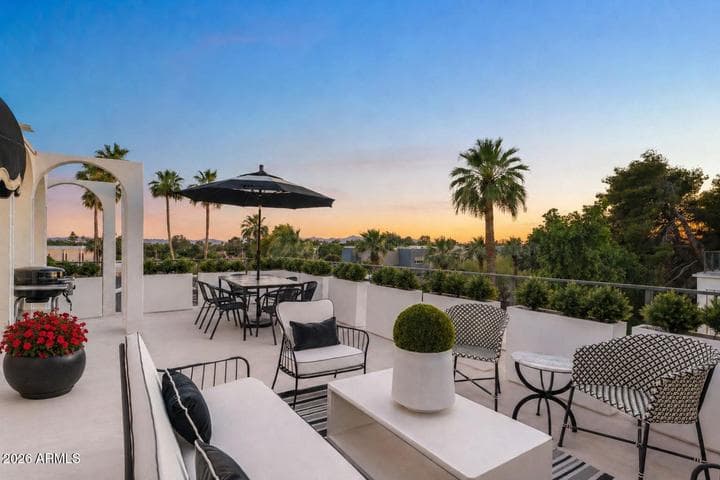 6502 N CENTRAL Avenue #D402, Phoenix, AZ