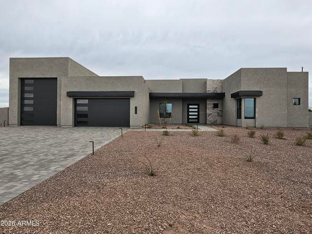 1940 E Creek Canyon Road, Phoenix, AZ