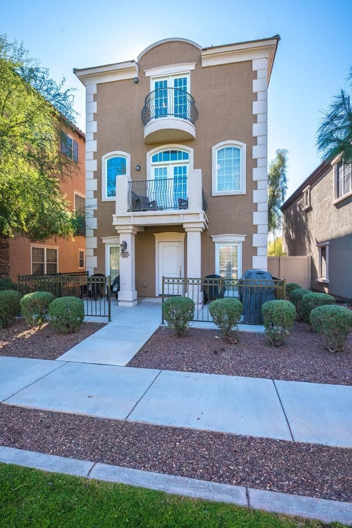 1628 E Canyon Creek, Gilbert, AZ