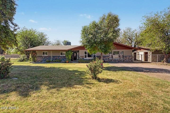 2975 E CAMPBELL Road, Gilbert, AZ
