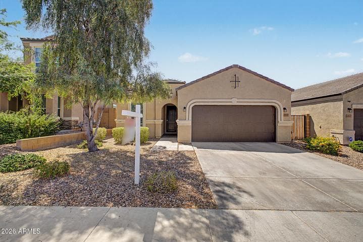 2011 W YELLOWBIRD Lane, Phoenix, AZ