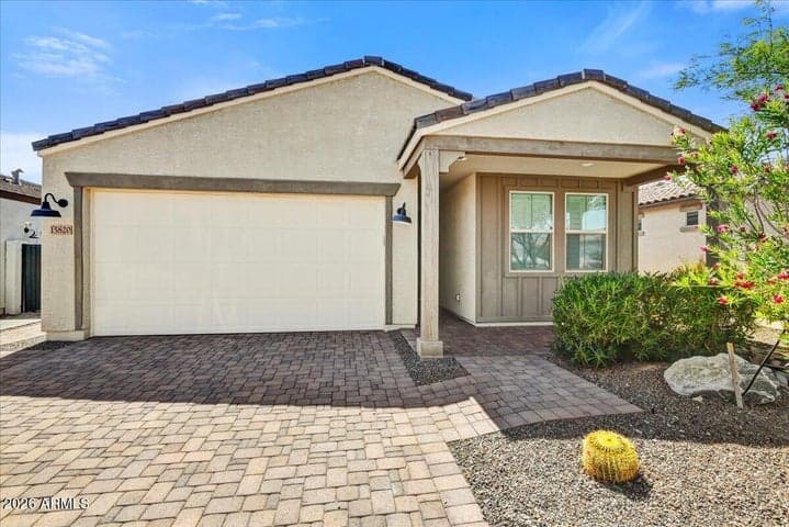 15820 S 177TH Drive, Goodyear, AZ