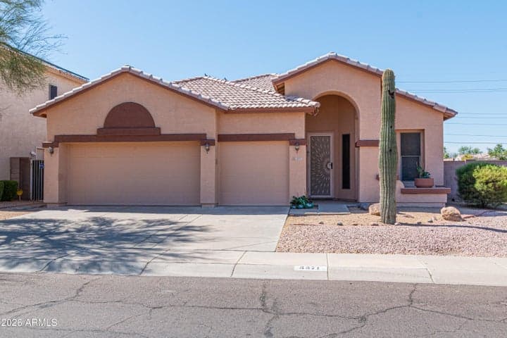 3371 W VIA DEL SOL Drive, Phoenix, AZ
