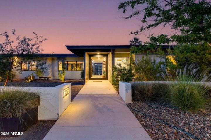 2022 E GARDENIA Avenue, Phoenix, AZ