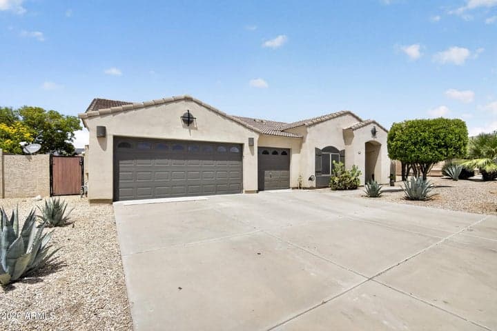 17740 W COPPER RIDGE Drive, Goodyear, AZ