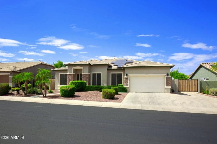 18436 W BANFF Lane, Surprise, AZ