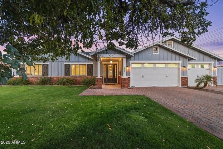 3401 N 34TH Place, Phoenix, AZ