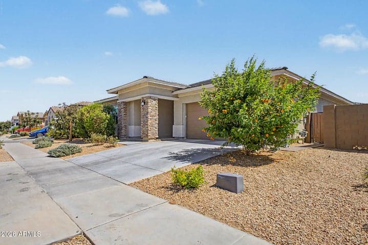3911 W BUIST Avenue, Laveen, AZ