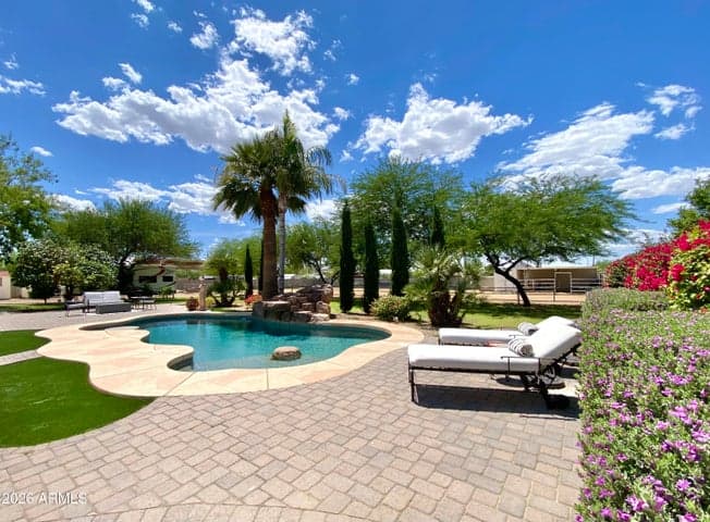 15602 N 37TH Street, Phoenix, AZ