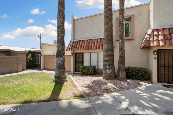1320 E BETHANY HOME Road #102, Phoenix, AZ
