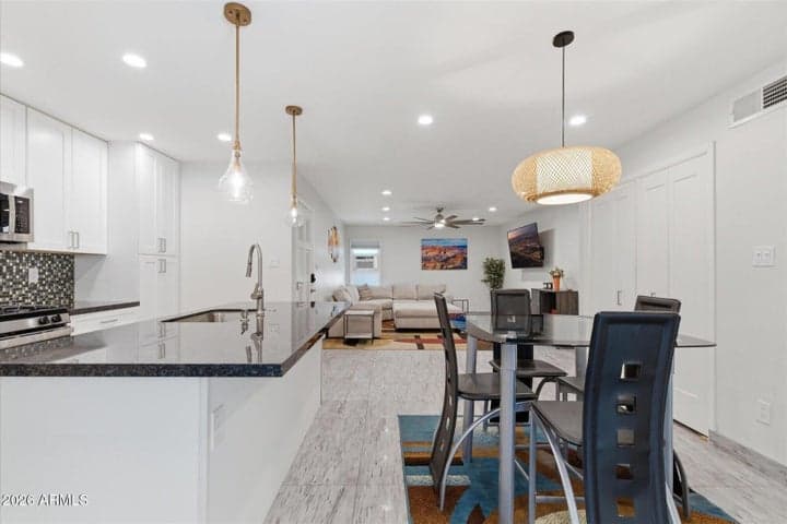 4950 N Miller #Apt 100, Scottsdale, AZ