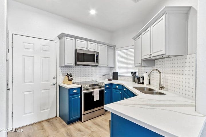5400 S HARDY Drive #113, Tempe, AZ