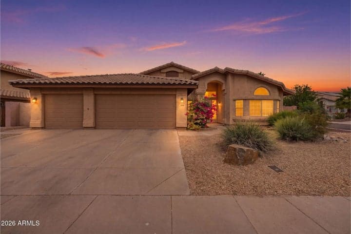 2748 E VERBENA Drive, Phoenix, AZ