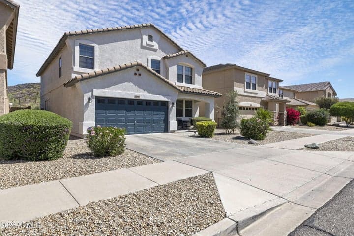 1656 E CIELO GRANDE Avenue, Phoenix, AZ
