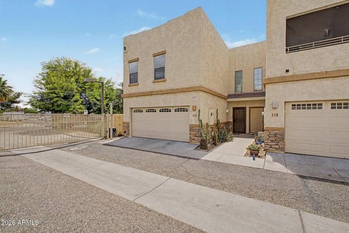 15818 N 25TH Street #113, Phoenix, AZ