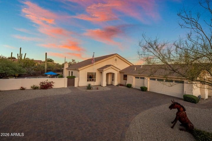 34611 N SUNSET Trail, Carefree, AZ