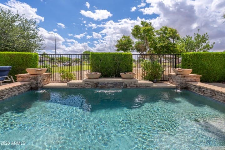2707 E Westchester Drive, Chandler, AZ