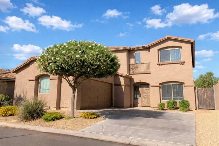 512 E RAINBOW Drive, Chandler, AZ