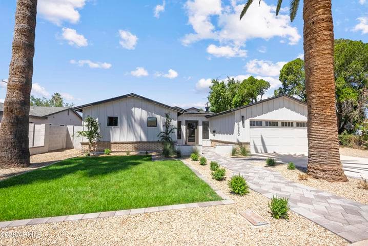 6830 N 10TH Place, Phoenix, AZ