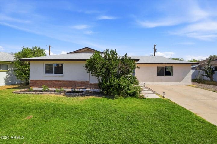 2052 W MARLETTE Avenue, Phoenix, AZ