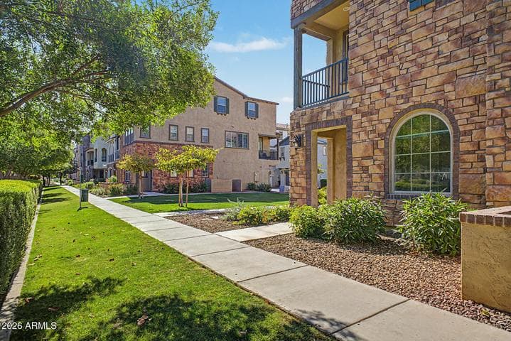 1698 E BRIDGEPORT Parkway, Gilbert, AZ