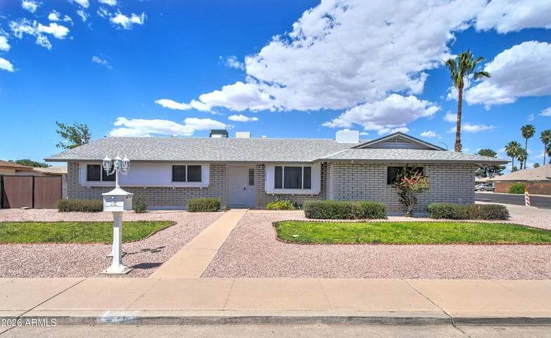 1556 E GLADE Avenue, Mesa, AZ