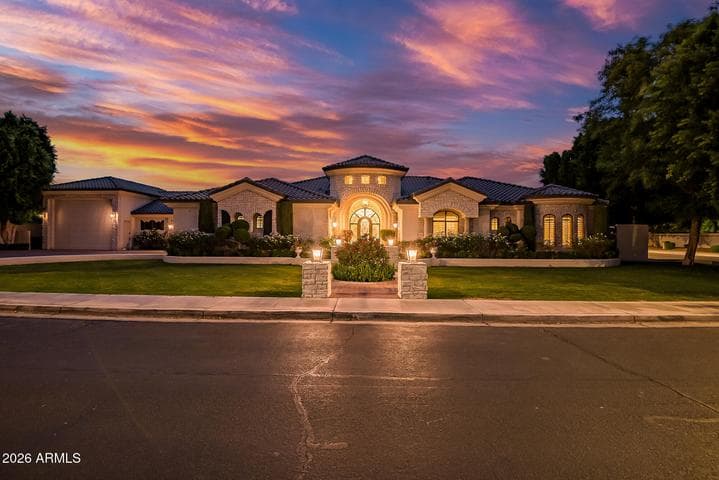 2354 E MINTON Street, Mesa, AZ