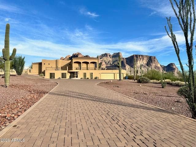 3931 N MARLOW Road, Apache Junction, AZ