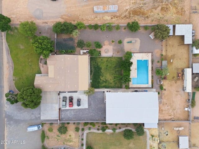 1251 E LOVELAND Lane, San Tan Valley, AZ
