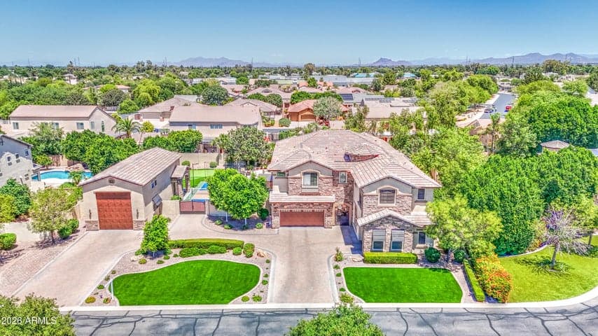 2468 E Amber Court, Gilbert, AZ