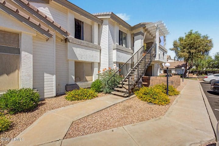 2201 N Comanche Drive #2098, Chandler, AZ