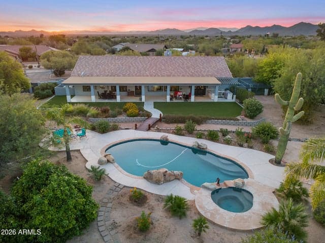 4839 E CALLE DE LOS ARBOLES --, Cave Creek, AZ
