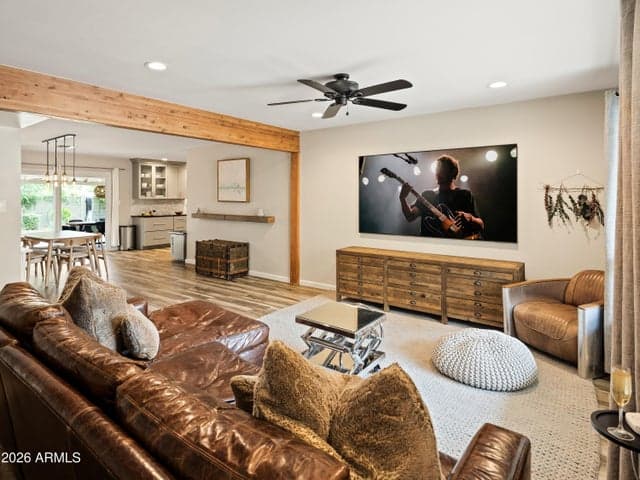 8543 E MITCHELL Drive, Scottsdale, AZ