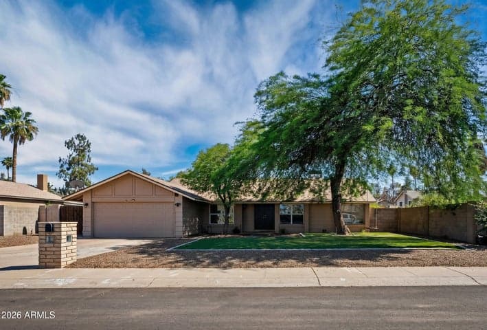 2439 W Kathleen Road, Phoenix, AZ