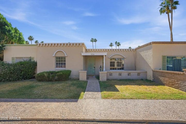 556 N HOBSON Plaza, Mesa, AZ