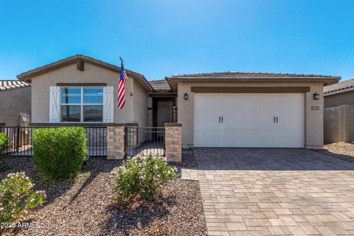 20185 W PALO VERDE Drive, Litchfield Park, AZ