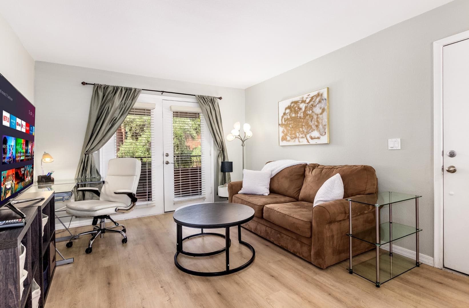 4704 E Paradise Village Parkway #219, Phoenix, AZ