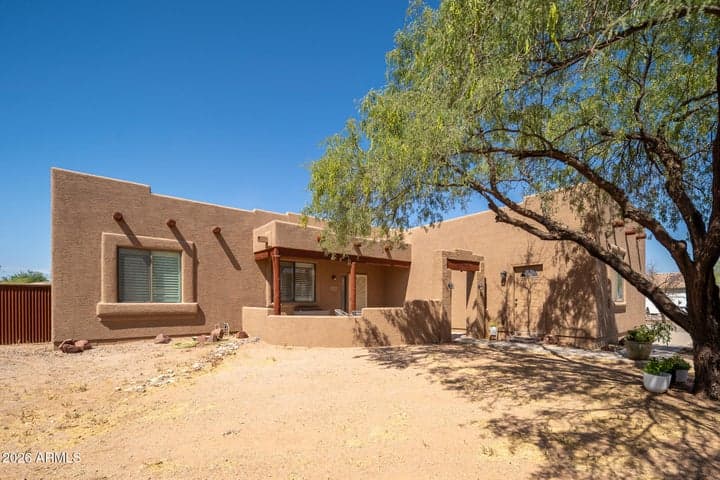 22016 W BEACON Lane, Wittmann, AZ