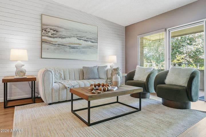 1201 E ROSE Lane #9, Phoenix, AZ