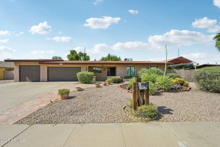 5040 E SHAW BUTTE Drive, Scottsdale, AZ