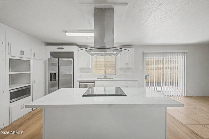 6602 W MISSION Lane, Glendale, AZ